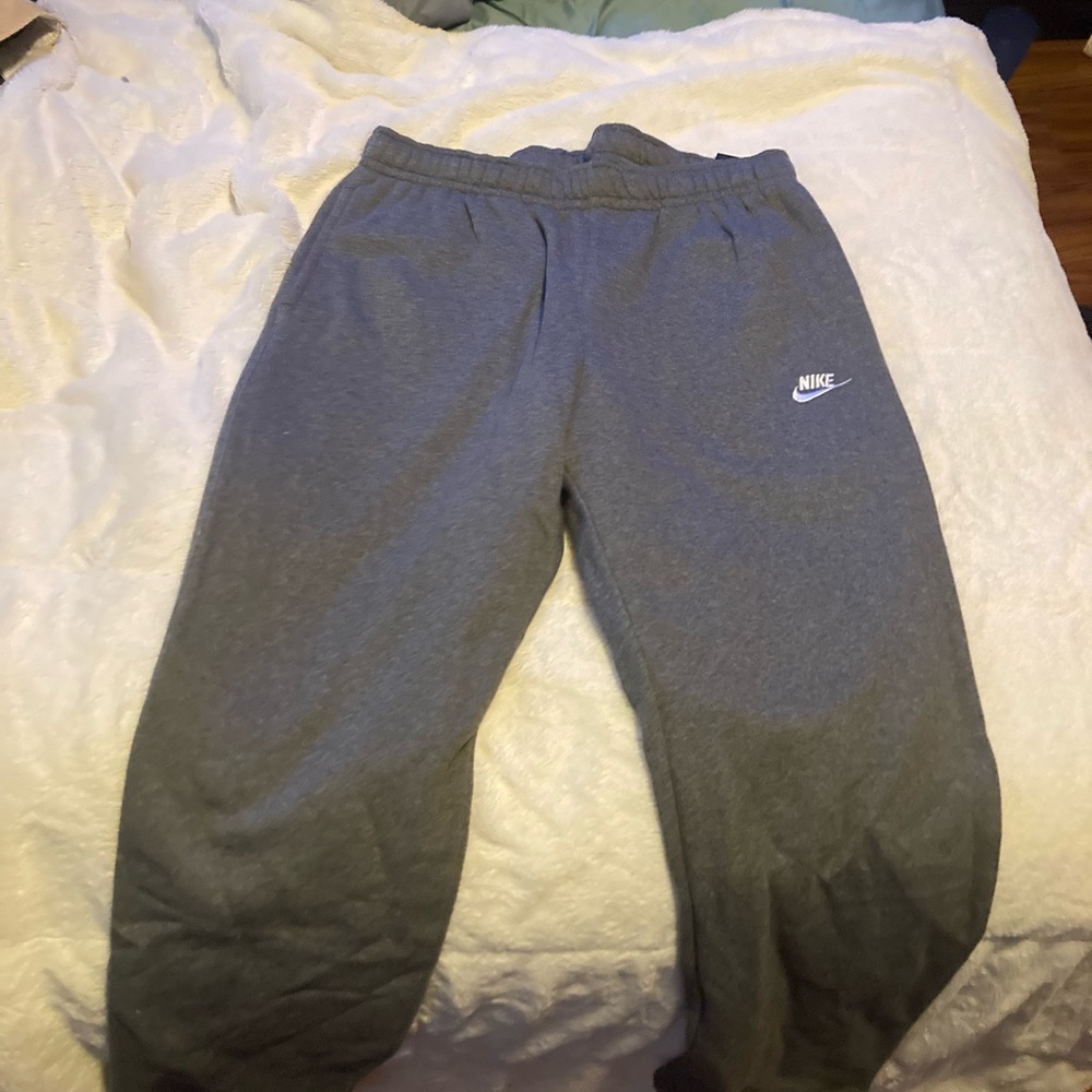 Brand new nike sweatpants
